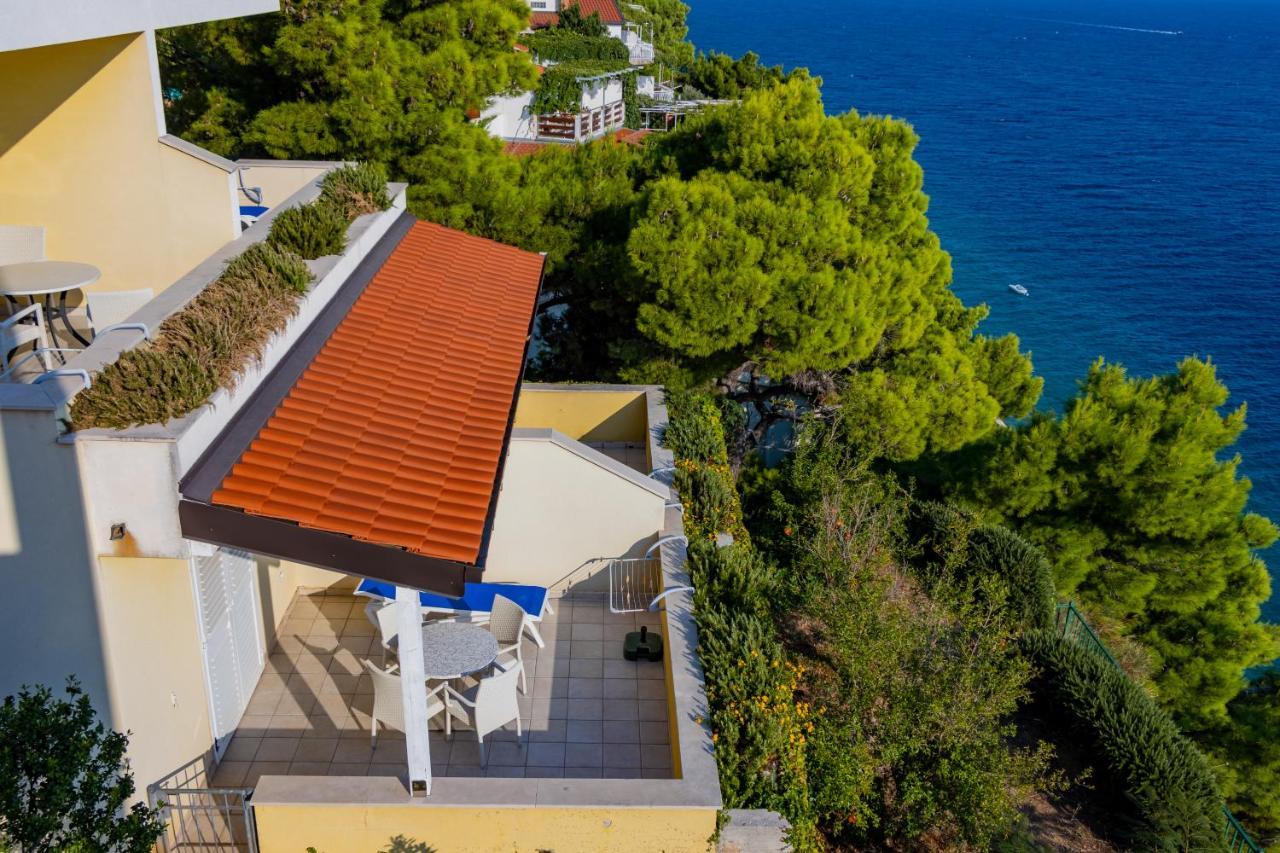 Luxury Apartments Villa Ruzmarina With New Heated Infinity Pool And Lounge Area Marusici  Екстериор снимка