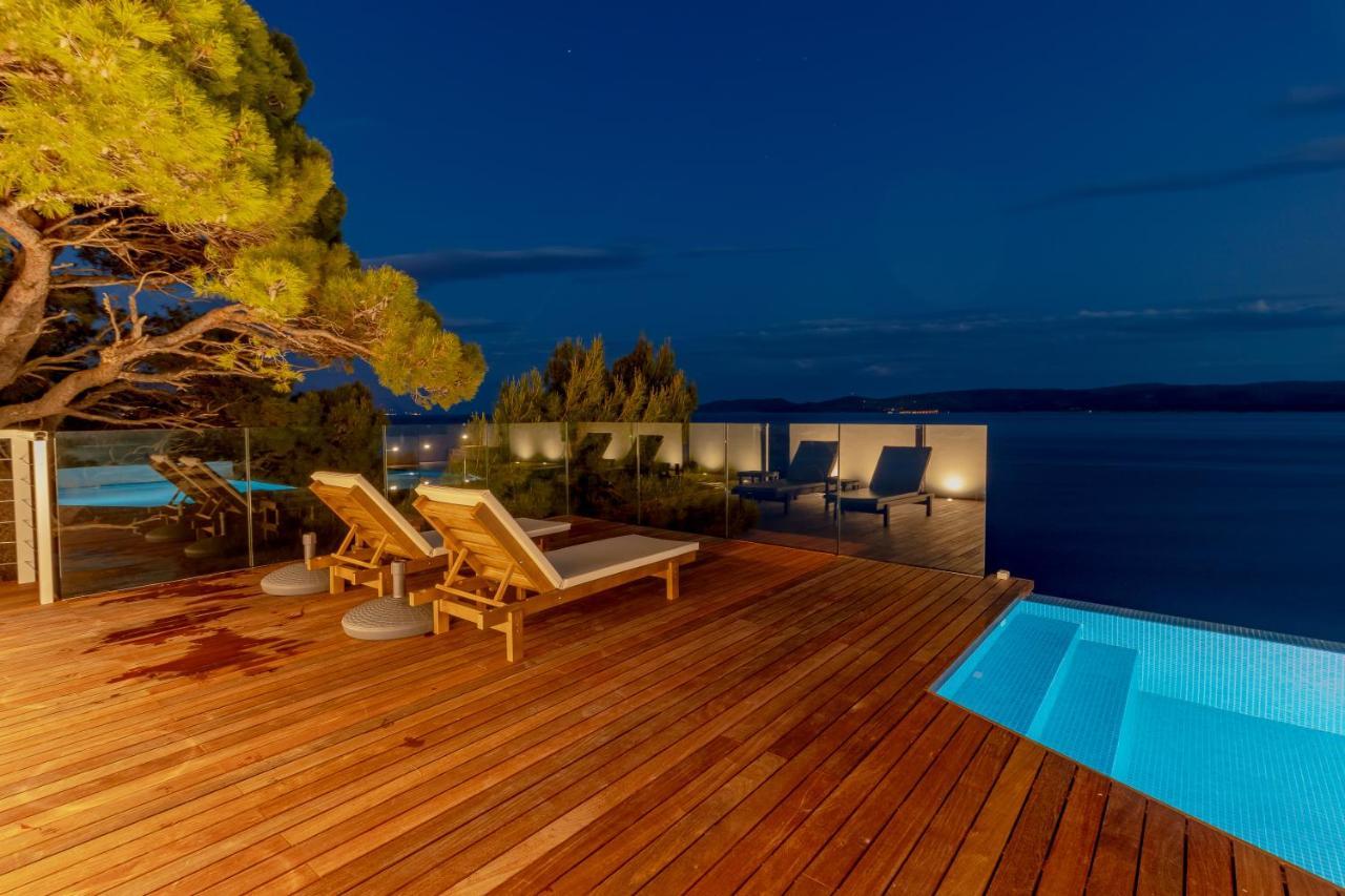 Luxury Apartments Villa Ruzmarina With New Heated Infinity Pool And Lounge Area Marusici  Екстериор снимка